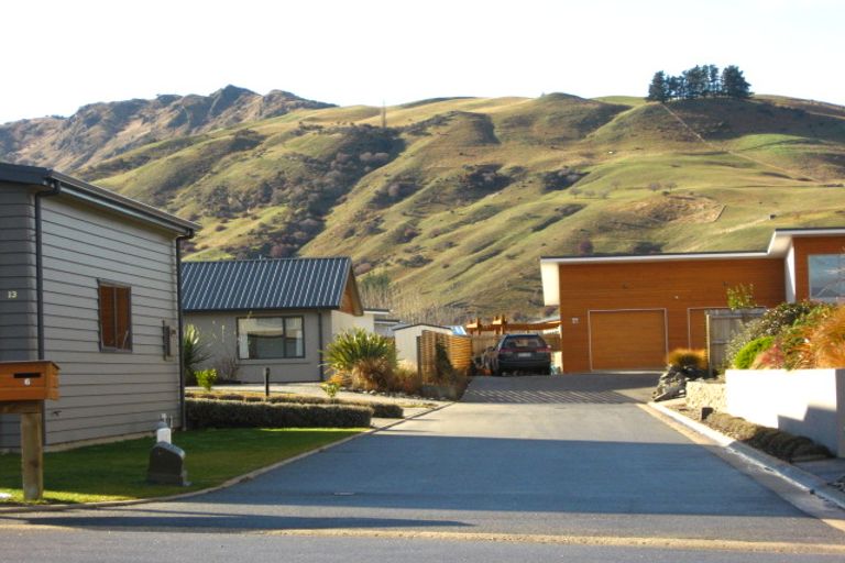 Photo of property in 15 Acheron Place, Lake Hayes, Queenstown, 9304