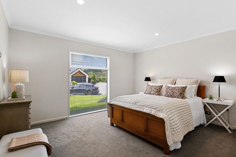 Photo of property in 12 Quarters Place, Halswell, Christchurch, 8025