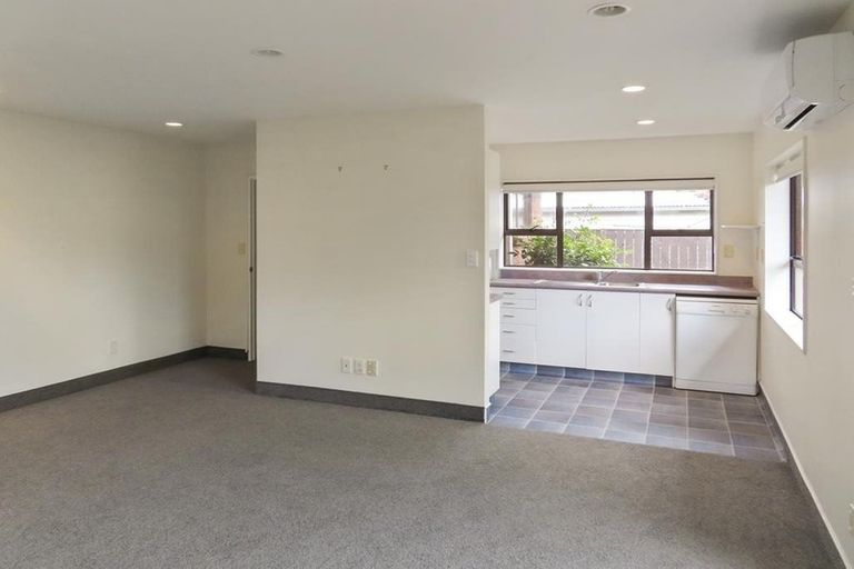 Photo of property in 5 California Drive, Totara Park, Upper Hutt, 5018