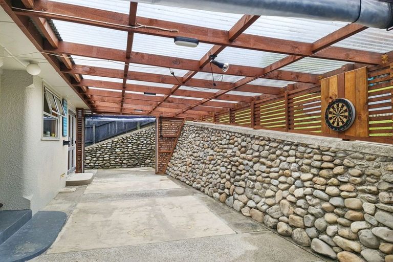 Photo of property in 20 Chester Street, Levin, 5510