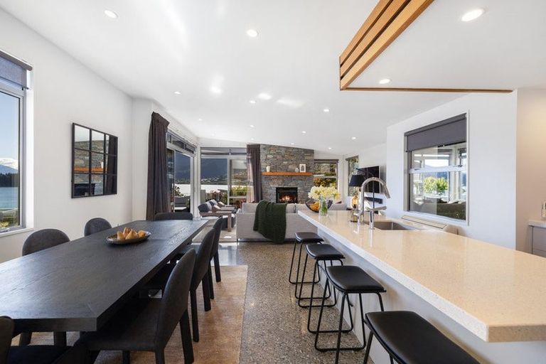 Photo of property in 497 Peninsula Road, Kelvin Heights, Queenstown, 9300