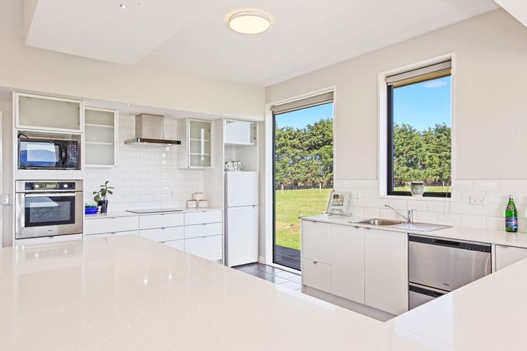 Photo of property in 120 Glews Road, Cust, Rangiora, 7471