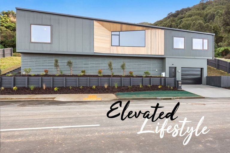 Photo of property in 18 Colorado Road, Totara Park, Upper Hutt, 5018