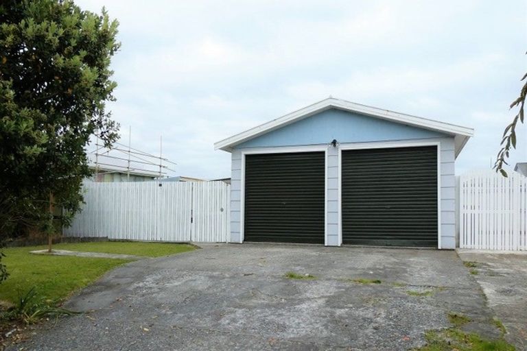 Photo of property in 84 Hall Street, Cobden, Greymouth, 7802