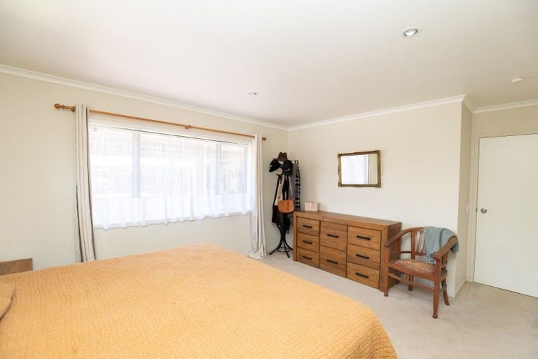 Photo of property in 55 Darlington Street, Ngatea, 3503