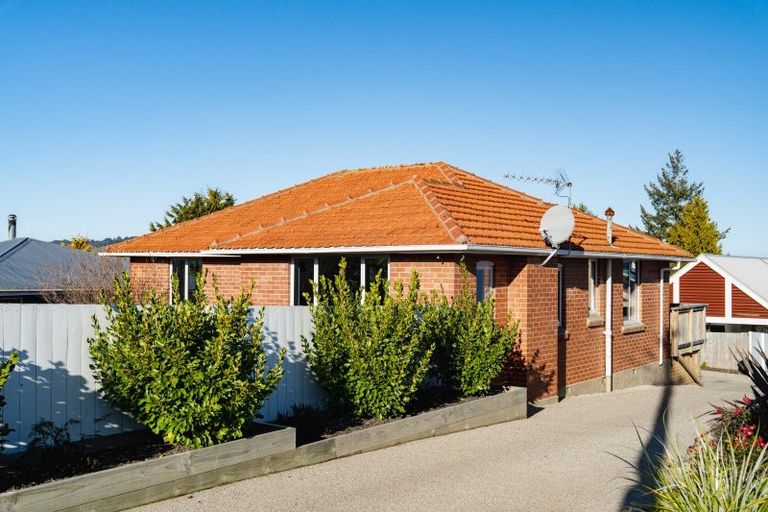 Photo of property in 105 Main Road, Fairfield, Dunedin, 9018