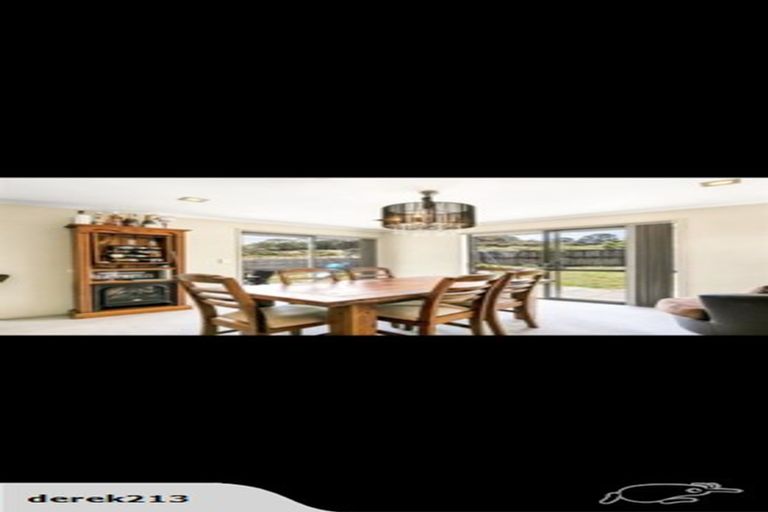 Photo of property in 70 South Kensington Way, Henderson, Auckland, 0612