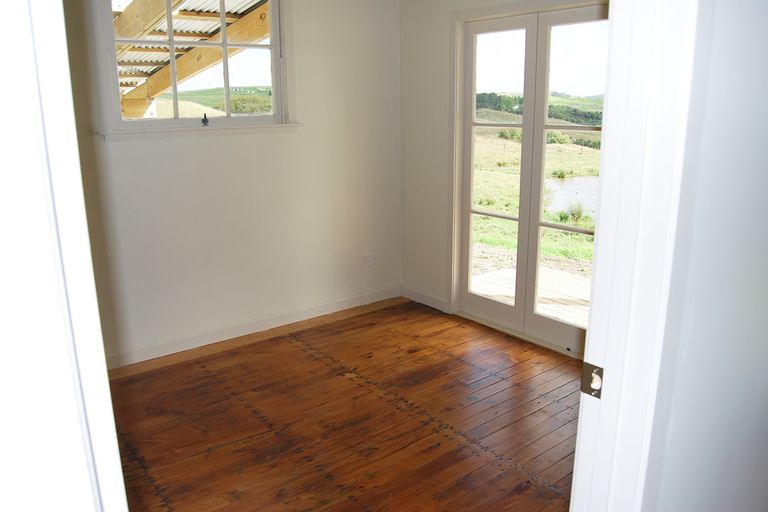 Photo of property in 956c Oneriri Road, Kaiwaka, 0573