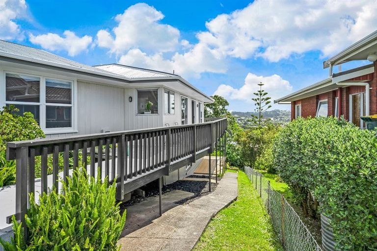 Photo of property in 56 Stanmore Bay Road, Stanmore Bay, Whangaparaoa, 0932