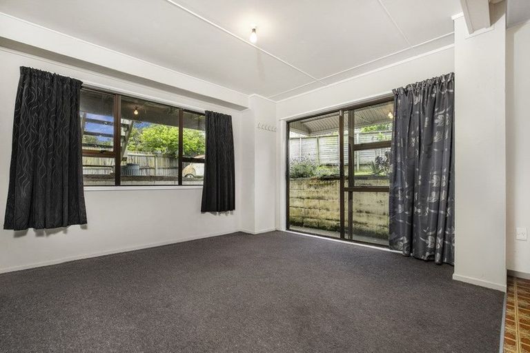 Photo of property in 1/2 Ridgeway Road, Pukekohe, 2120