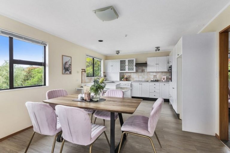 Photo of property in 33 Shackle Lane, Whitby, Porirua, 5024