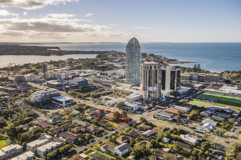 Photo of property in 5 Burns Avenue, Takapuna, Auckland, 0622