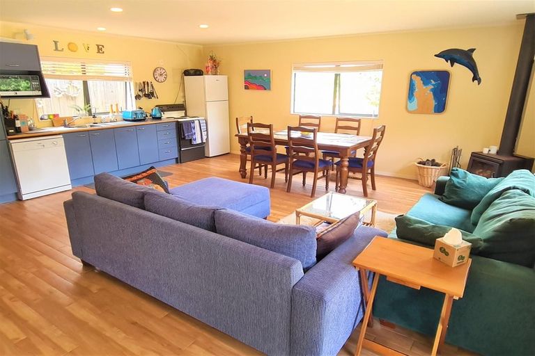 Photo of property in 616 Matarangi Drive, Matarangi, Whitianga, 3592