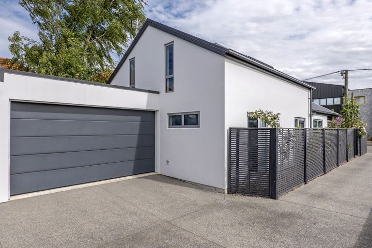 Photo of property in 1/64 Hewitts Road, Merivale, Christchurch, 8014