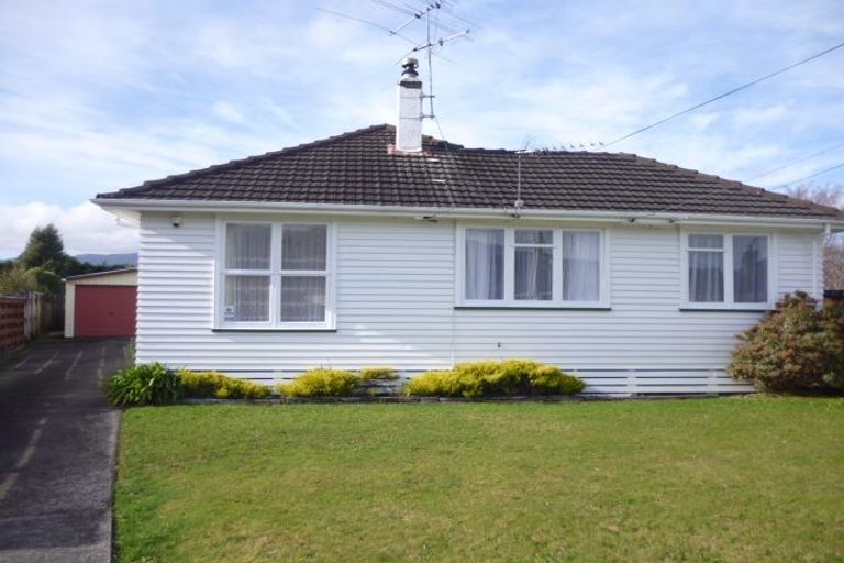Photo of property in 11 Carroll Grove, Trentham, Upper Hutt, 5018