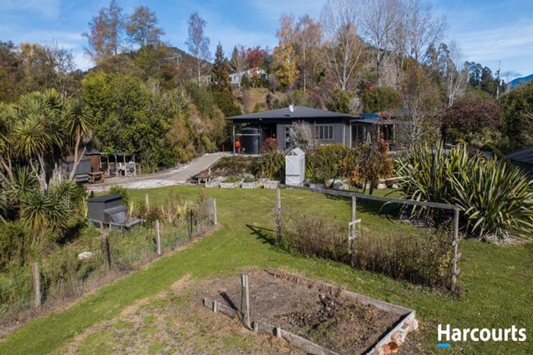 Photo of property in 1318 Motueka Valley Highway, Ngatimoti, Motueka, 7196