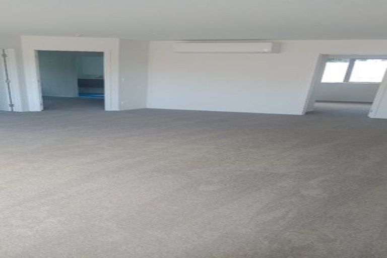 Photo of property in 137/2b Seaview Road, Westown, New Plymouth, 4310