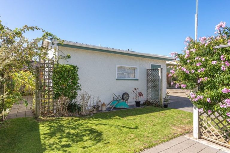 Photo of property in 98 Alma Road, Gonville, Whanganui, 4501