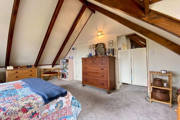 Photo of property in 8 Escort Grove, Awapuni, Palmerston North, 4412