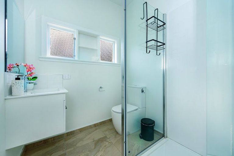 Photo of property in 44 Centaurus Road, Cashmere, Christchurch, 8022