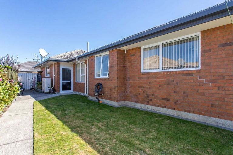 Photo of property in 8 Jerez Place, Hei Hei, Christchurch, 8042