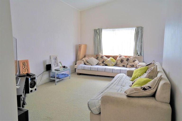Photo of property in 11 Aratiatia Place, Tikipunga, Whangarei, 0112