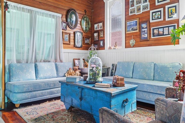 Photo of property in 12 Kea Street, Piopio, 3912