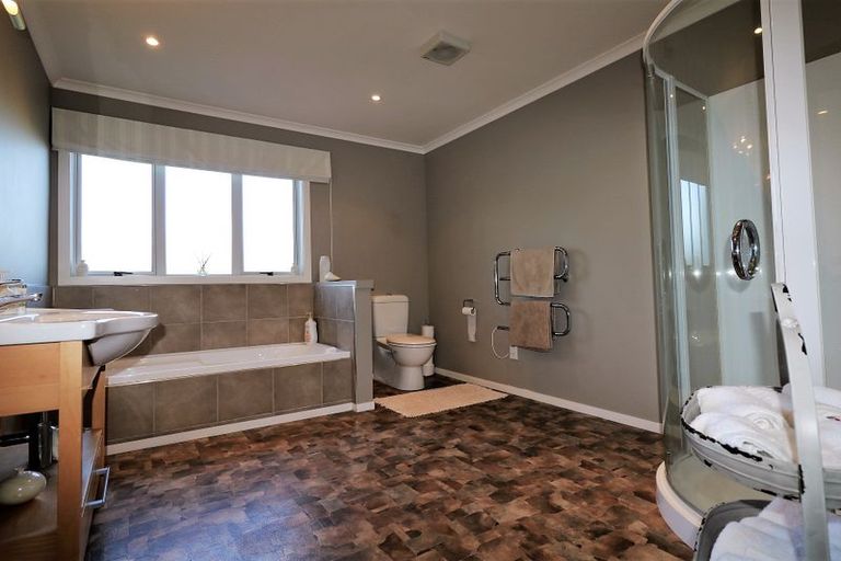 Photo of property in 231 Belvedere Road, Carterton, 5713