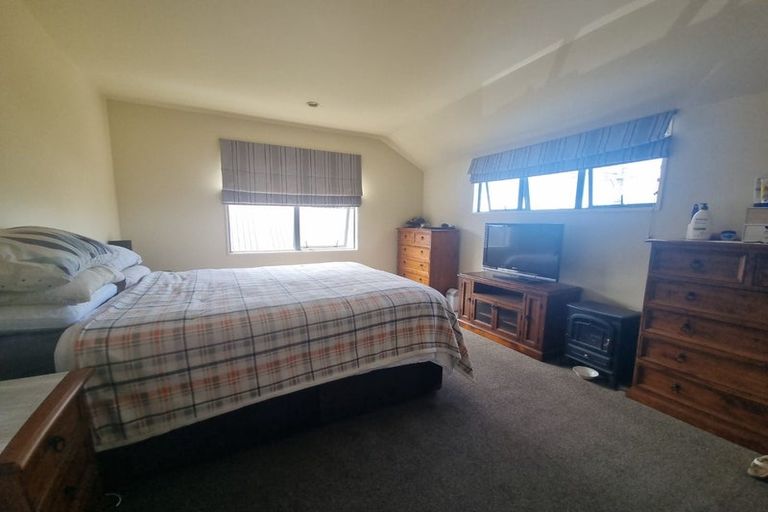 Photo of property in 1/102 Roberta Drive, Somerfield, Christchurch, 8024
