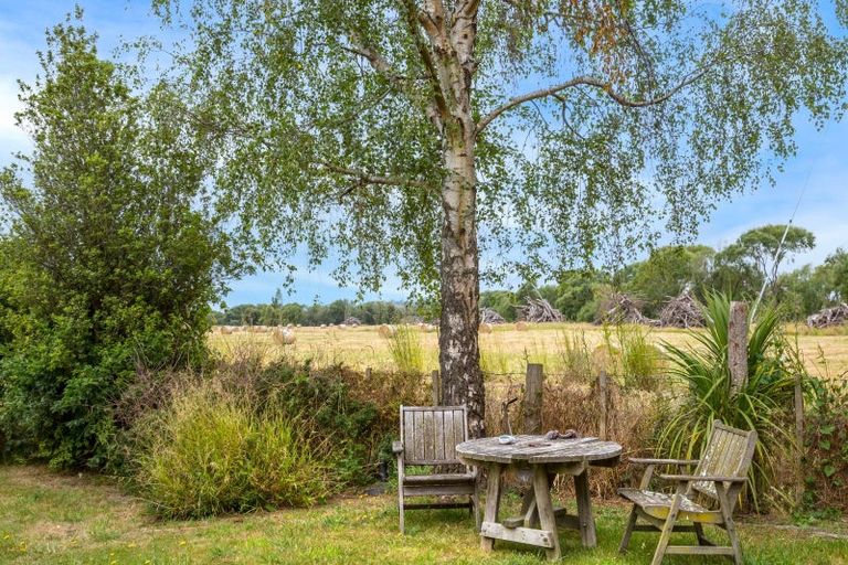 Photo of property in 77 Taumata Island Road, Taumata Island, Carterton, 5792