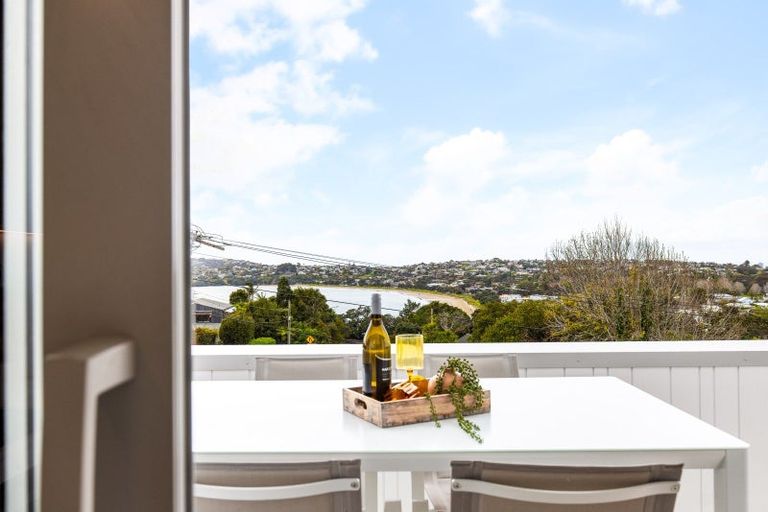 Photo of property in 23a Monyash Road, Manly, Whangaparaoa, 0930