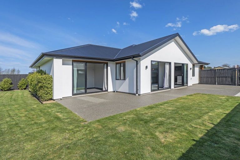 Photo of property in 15 Stormlea Drive, Southbridge, 7602