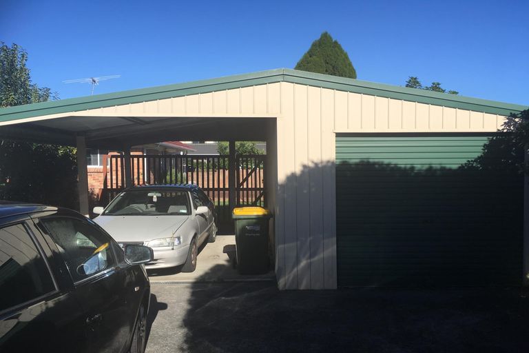 Photo of property in 1/23 Opaheke Road, Papakura, 2110