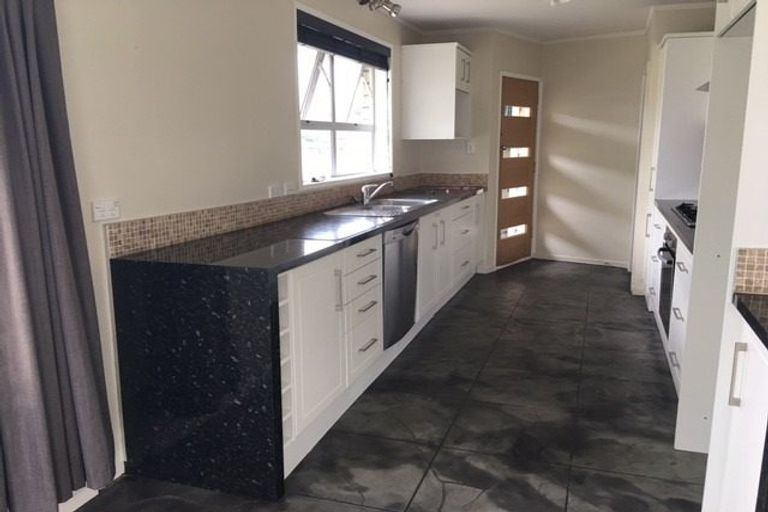 Photo of property in 112 Peacockes Road, Fitzroy, Hamilton, 3206