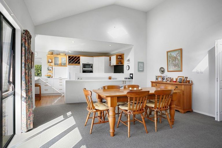 Photo of property in 10 Fairburn Place, Leamington, Cambridge, 3432