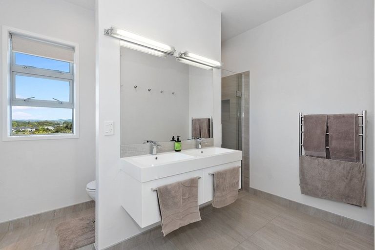 Photo of property in 154 Cumberland Drive, Flagstaff, Hamilton, 3210