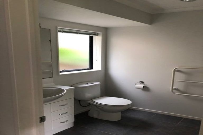 Photo of property in 35 Amberley Crescent, Bethlehem, Tauranga, 3110