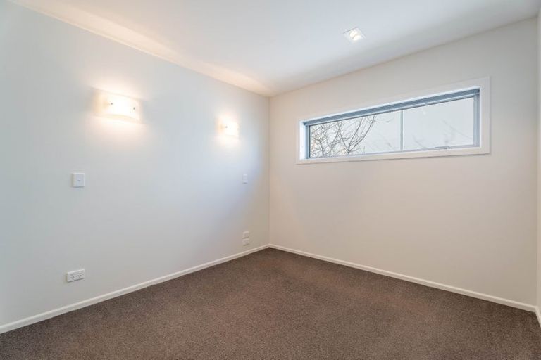 Photo of property in 2/193c Riccarton Road, Riccarton, Christchurch, 8041