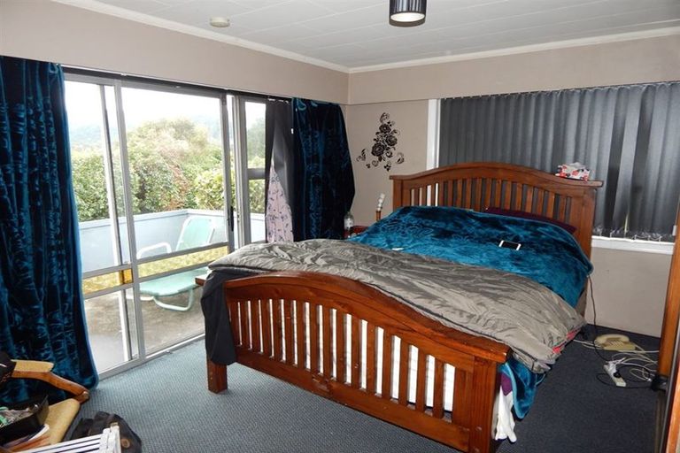 Photo of property in 757 Seven Mile Road, Runanga, 7803