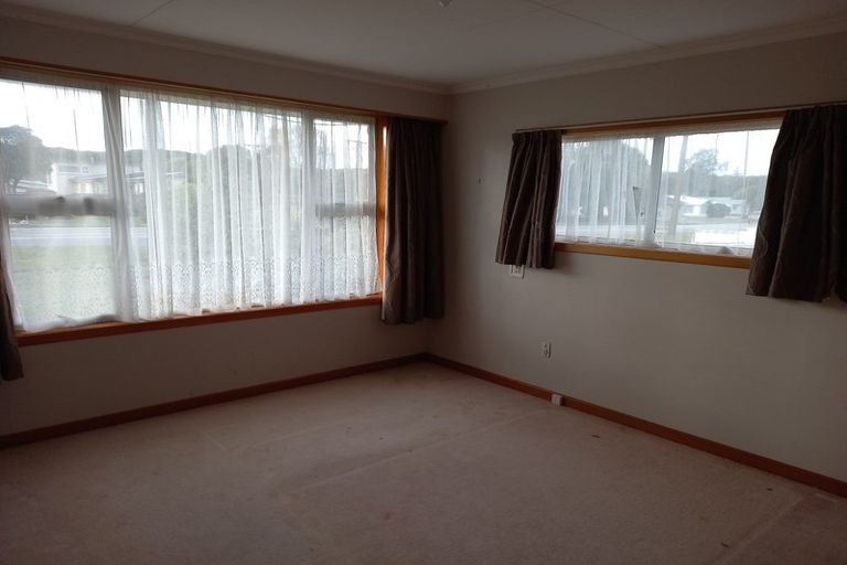 Photo of property in 65 Half Mile Road, Tuatapere, 9620