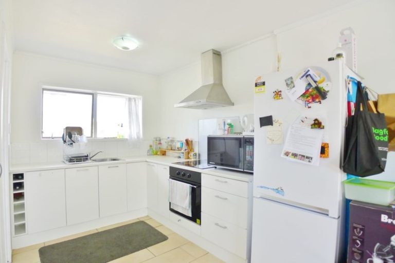 Photo of property in 8/126 Lynwood Road, New Lynn, Auckland, 0600