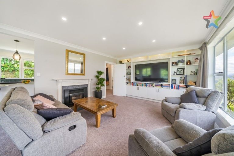 Photo of property in 79 Miromiro Road, Normandale, Lower Hutt, 5010