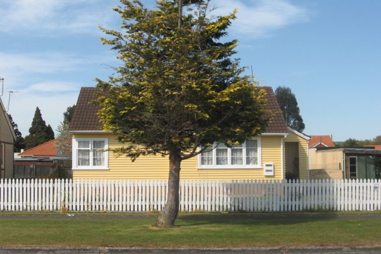 Photo of property in 10 Wallace Crescent, Glenholme, Rotorua, 3010