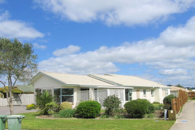 Photo of property in 30 Olympus Grove, Papamoa Beach, Papamoa, 3118