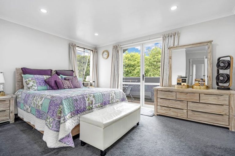 Photo of property in 52 Bruce Pulman Drive, Takanini, 2112