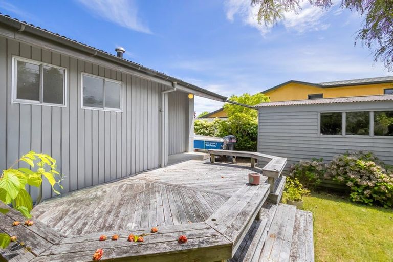 Photo of property in 11 Rainbow Drive, Rainbow Point, Taupo, 3330