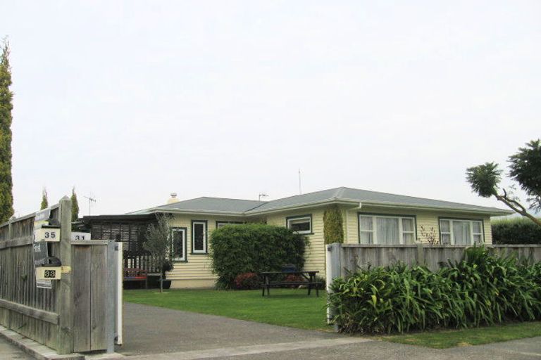 Photo of property in 31 Pembroke Street, Taradale, Napier, 4112