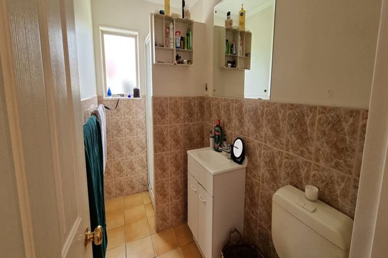 Photo of property in 165 Pine Valley Road, Dairy Flat, Silverdale, 0992