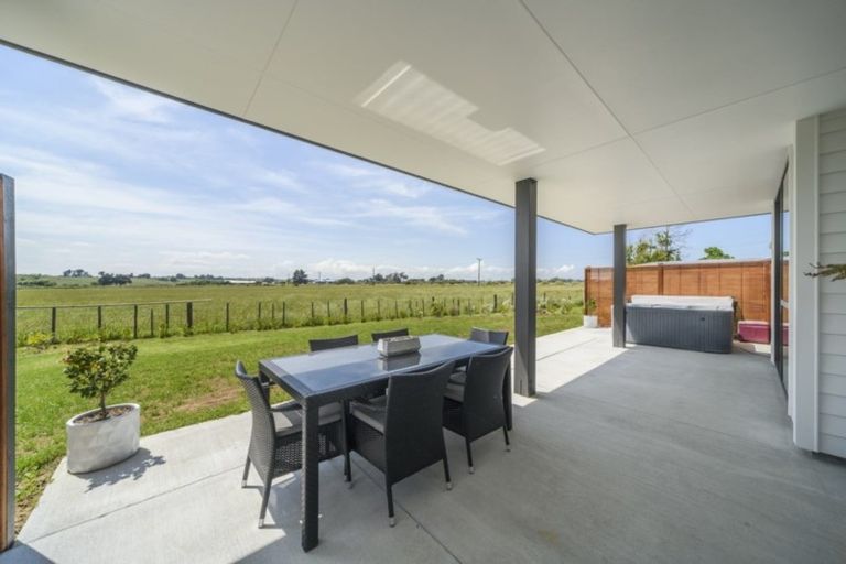 Photo of property in 6 George Street, Bulls, 4818