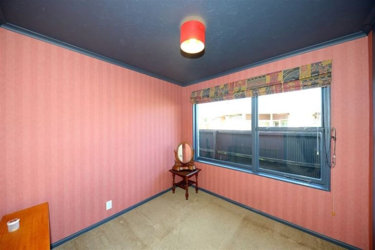 Photo of property in 51 Kent Lodge Avenue, Avonhead, Christchurch, 8042